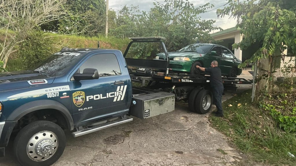  Polic&iacute;a ocupa veh&iacute;culo relacionado con atentado a tiros contra Eliezer Molina 