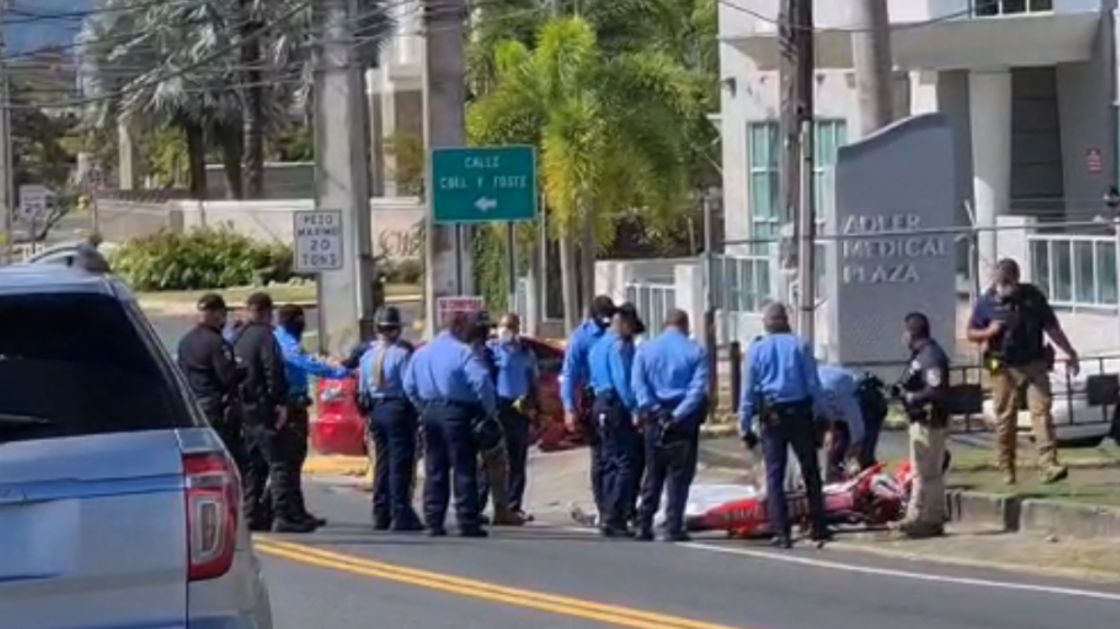  Video: Muere conductor de motora &ldquo;Todo terreno&rdquo; al chocar con un poste en Hato Rey 