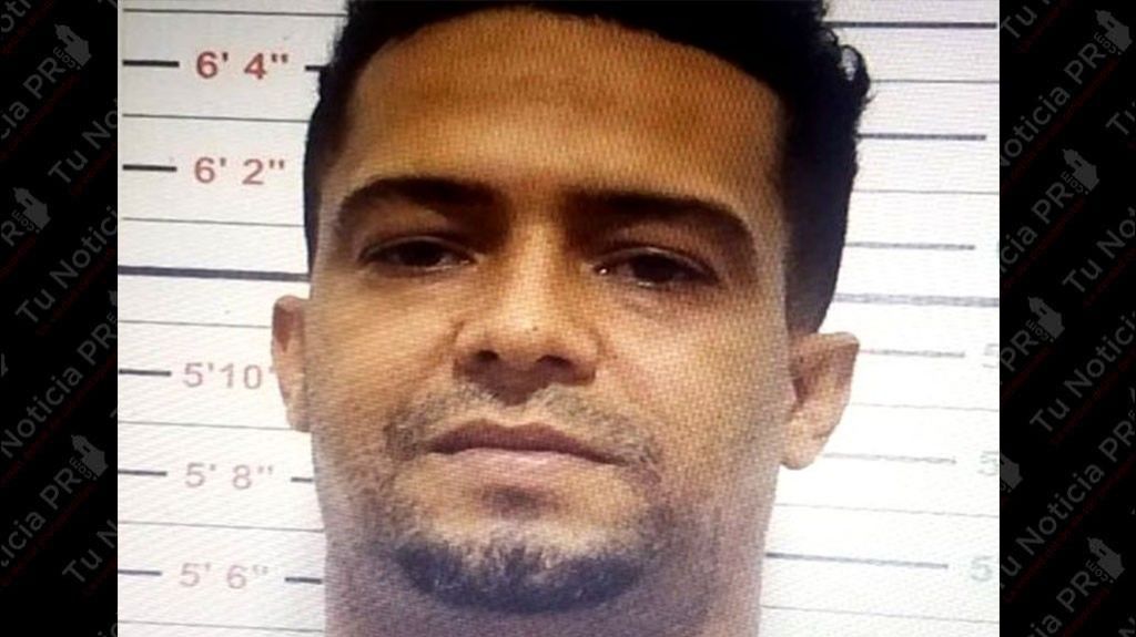  Se entrega hombre acusado de matar a tiros a un coronel de la Polic&iacute;a Nacional 