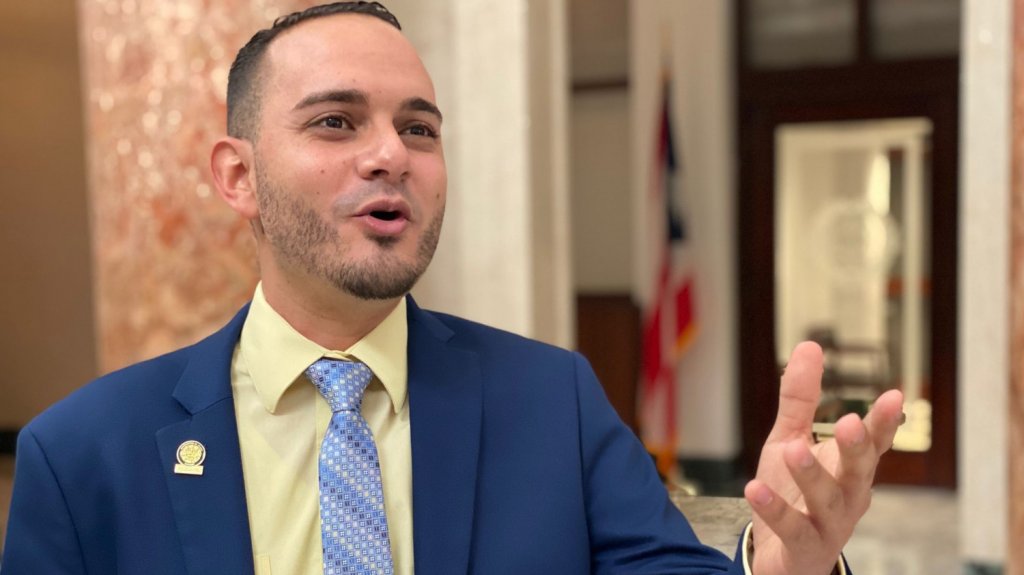  Representante pide explicaciones al secretario de Agricultura por supuesto beneficio millonario a empresa donde labora su hijo 