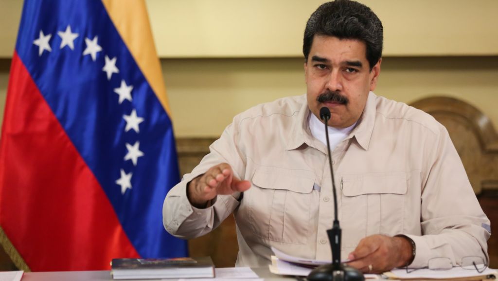  Tribunal venezolano en el exilio pide a Interpol "alerta roja" contra Maduro 