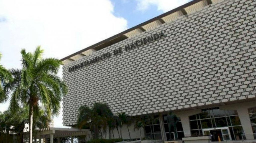  Hacienda informa acuerdos con 21 grupos de manufactureras bajo nuevo régimen contributivo 