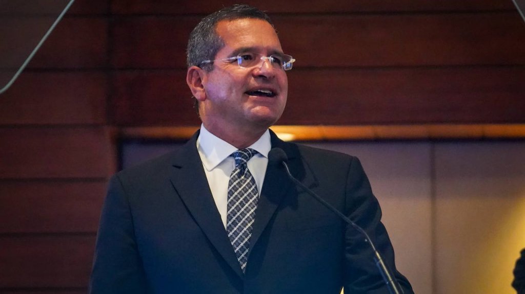  Gobernador informa sobre avances en la transformación energética ante seminario virtual con Gobierno federal 