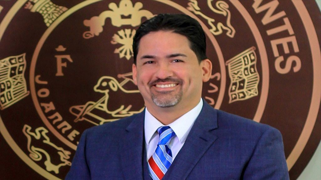  Presidente Comisi&oacute;n de Agricultura pide prioridad para energizar vaquer&iacute;as en el norte 