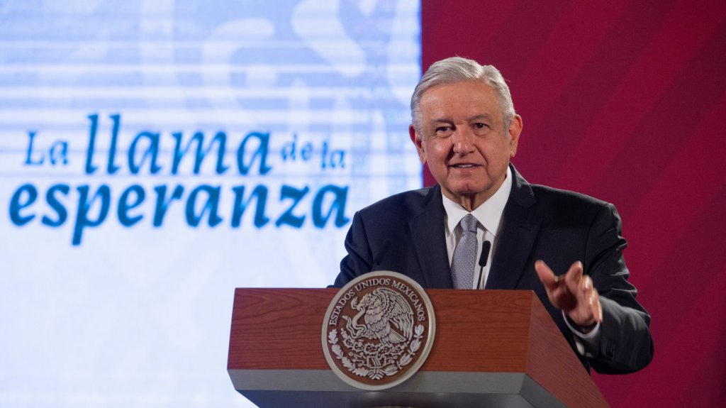  Consulta para enjuiciar a expresidentes, jugada pol&iacute;tica de L&oacute;pez Obrador 