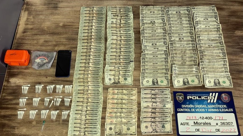  Arrestan mujer de 63 a&ntilde;os durante allanamiento en Fajardo 