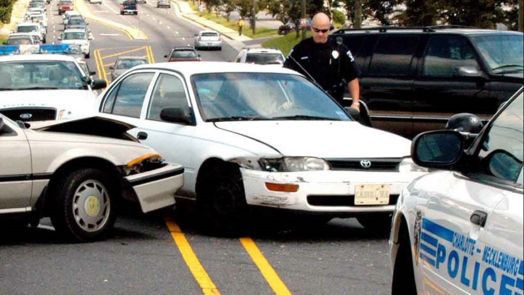  M&aacute;s del 50 % de los que toman marihuana y alcohol dice manejar agresivamente 