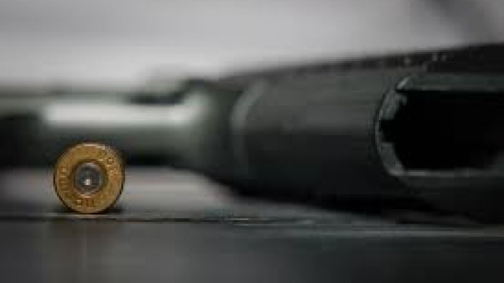  A prisi&oacute;n hombre que arm&oacute; balacera en Barranquitas para que le dieran sus hijos 