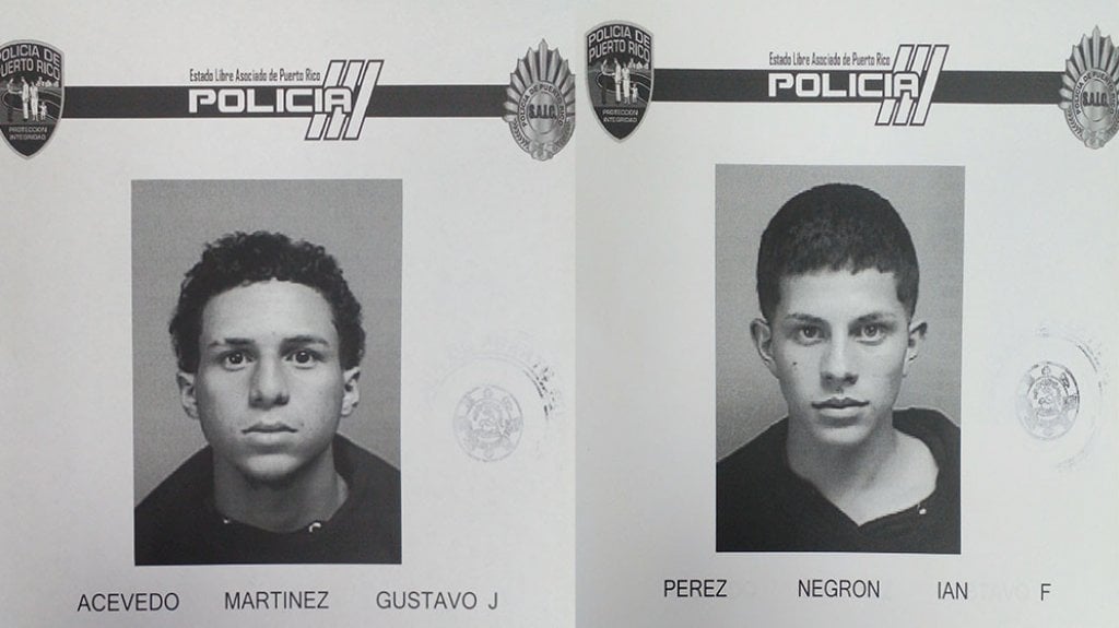  Dos &ldquo;chamaquitos de 18 y uno de 16 arrestados con rifle y una pistola alterada en Bayam&oacute;n 