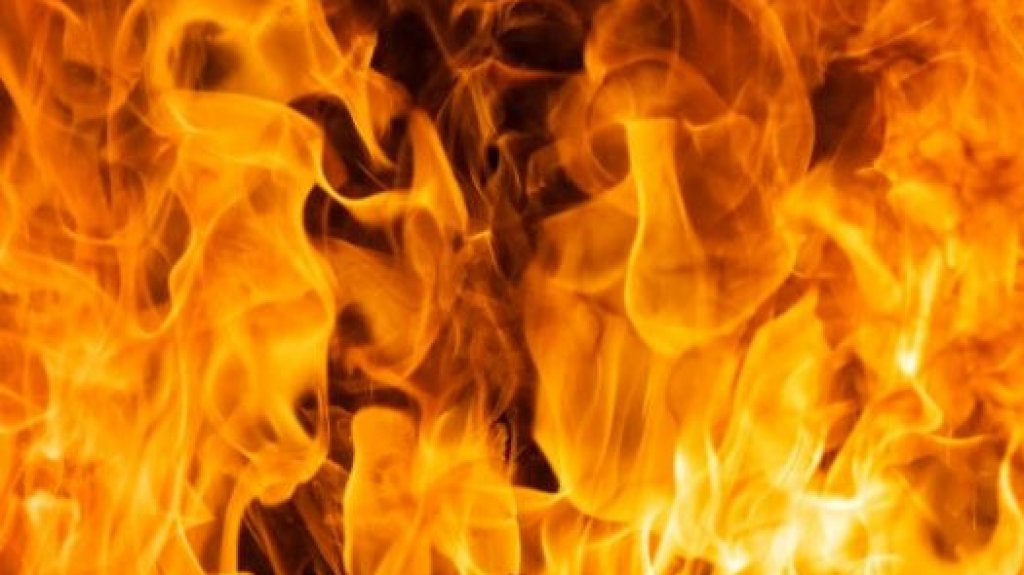  Prenden en fuego almac&eacute;n de residencial en Aguadilla 