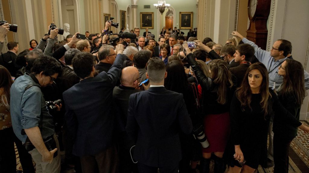  El Congreso pone fin al cierre administrativo tras 3 d&iacute;as de tensi&oacute;n 