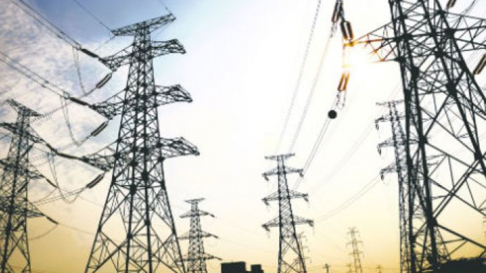 Defienden Contratacion de dos Empleados de Confianza en la AEE