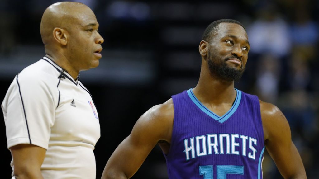  Parker lidera ataque ganador de Hornets; Willy, nueve puntos 
