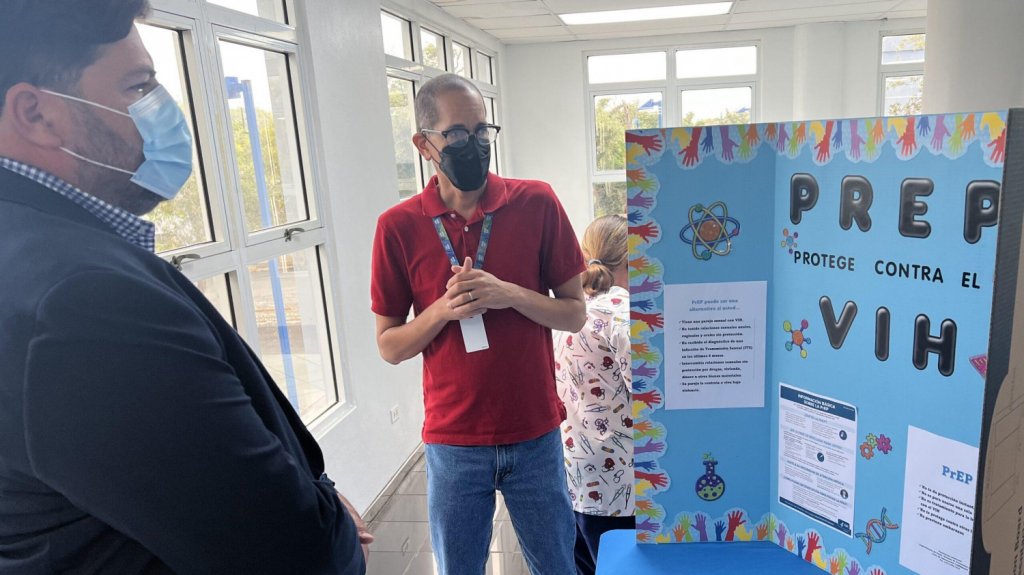  Secretario de Salud exhorta a la poblaci&oacute;n hacerse la prueba de VIH 