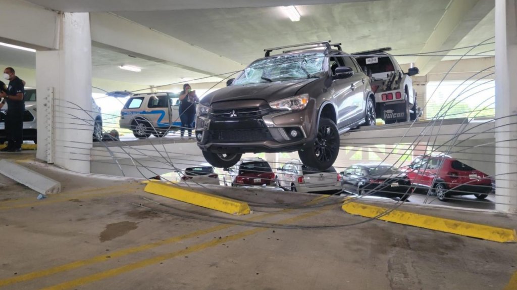  Fotos: Accidente en el Multipisos del auxilio Mutuo en San Juan 