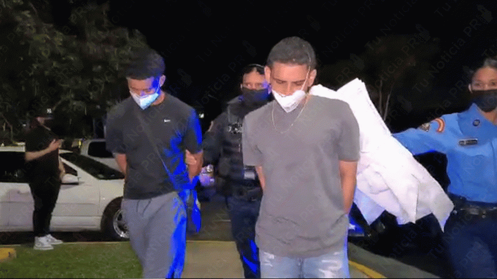  Video: Persecuci&oacute;n en Carolina termina con un auto volcado y varios arrestados 