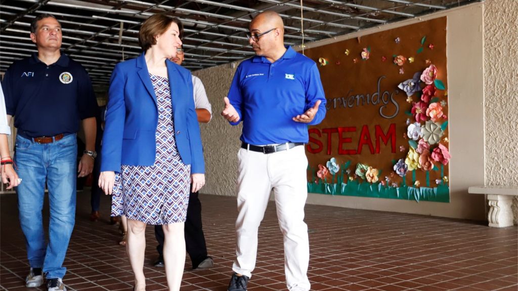  Departamento de Educaci&oacute;n y National University College alcanzan acuerdo colaboraci&oacute;n 