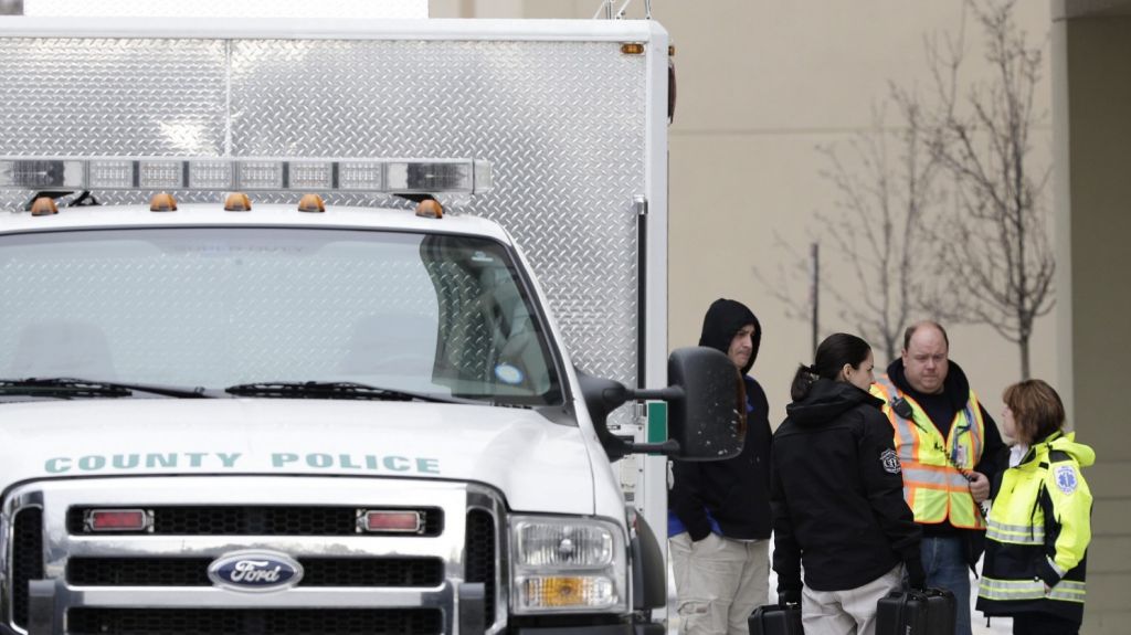 Adolescente asesina a sus padres, su hermana y otra persona en Nueva Jersey