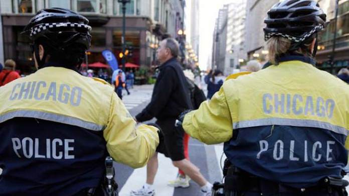 PolicÃ­as de EE.UU. piden verificaciÃ³n de antecedentes para compradores de armas