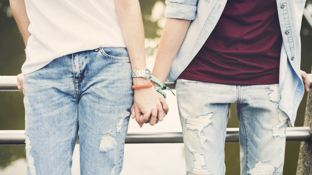  Asociaci&oacute;n Puertorrique&ntilde;a de Psiquiatras de Ni&ntilde;os y Adolescentes respaldan proyecto del Senado para prohibir terapia de conversi&oacute;n 