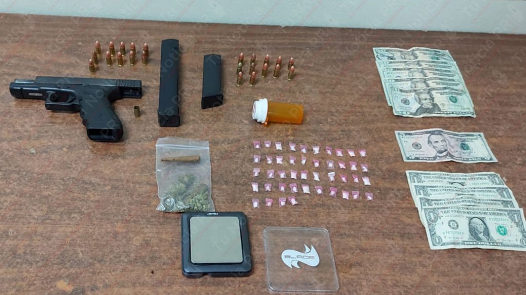  Arrestan a dos con un arma y drogas en el estacionamiento del Mayag&uuml;ez Mall 