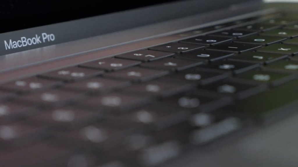  Condenan a Apple a pagar 50 millones de dólares por los teclados defectuosos de sus MacBook 