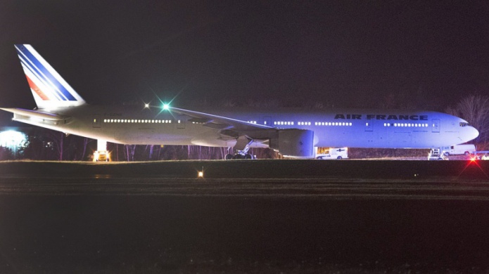 Hallan un cadÃ¡ver en el tren de aterrizaje de un aviÃ³n de Air France