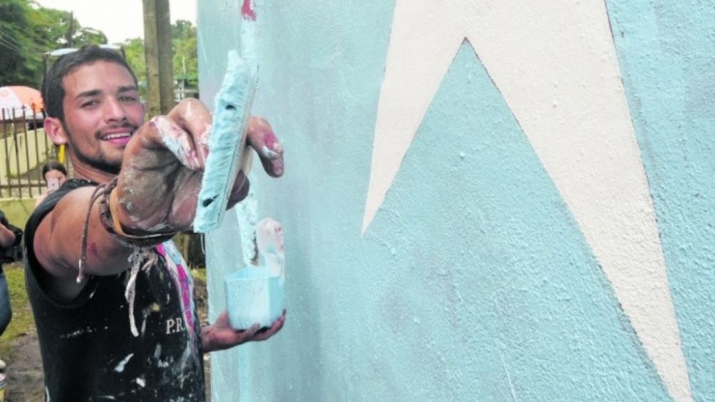  Vega Alta recibe Héctor Collazo y el Proyecto 78 pueblos y una bandera 