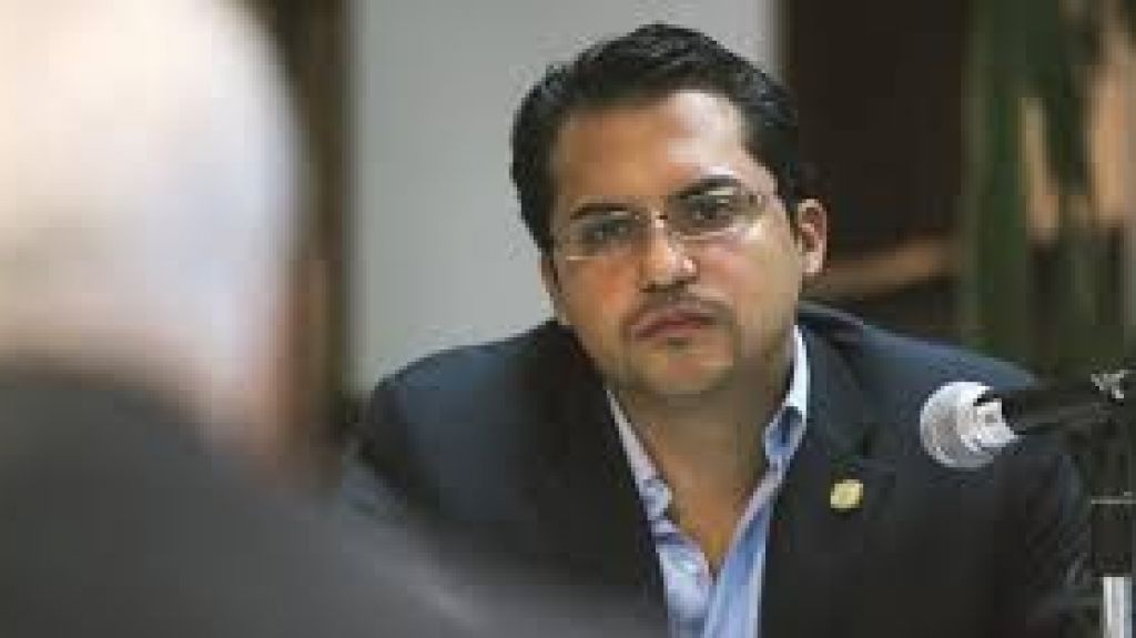  Presentan medida para incluir muerte de alguaciles en disposiciones de Asesinato en Primer Grado 