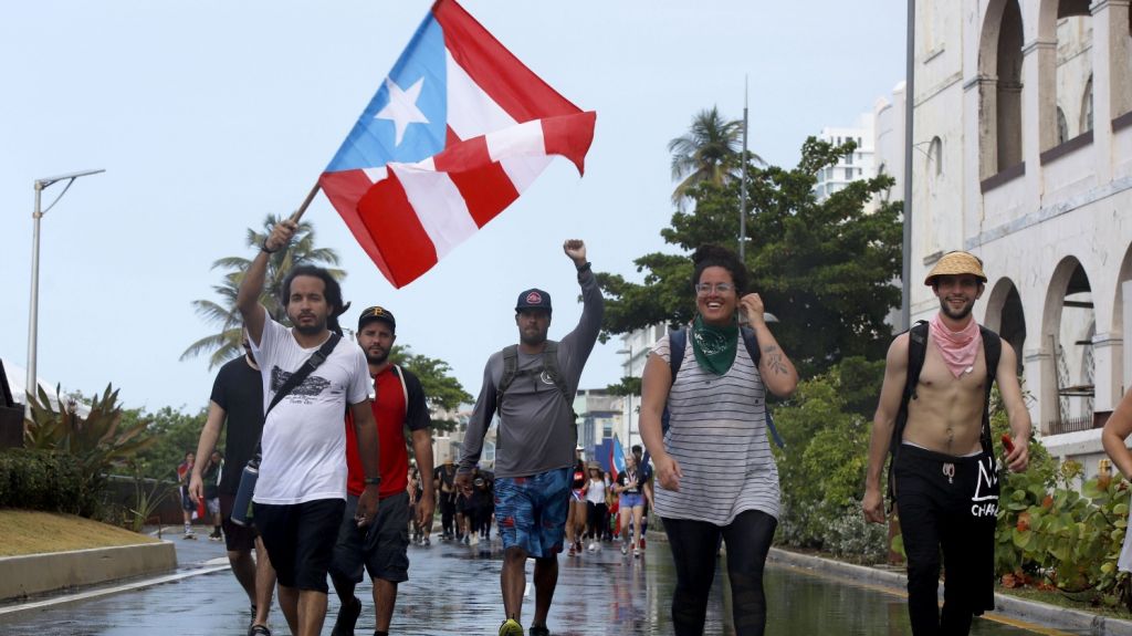  Residentes de las islas municipio har&aacute;n caminata de protesta por mejora transporte 