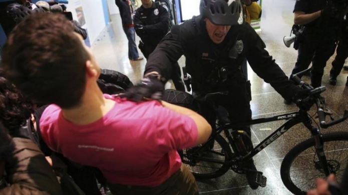 Departamento de Seguridad promete mantener Ã³rdenes migratorias de Trump