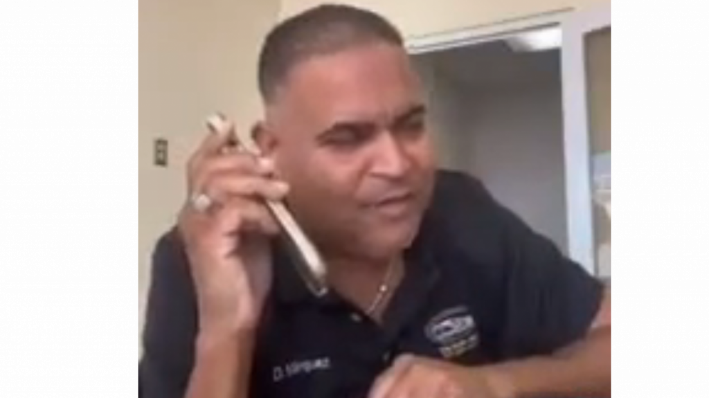  Video: Intentaba robar la información de Banco a un Boricua con una llamada y se llevó una sorpresa 
