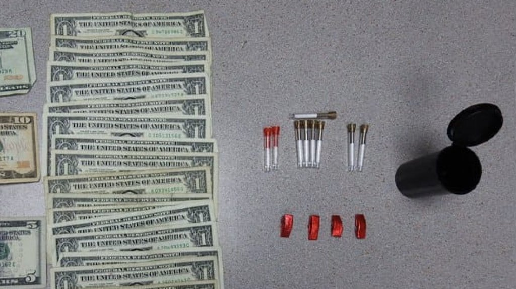  Arrestos en residenciales de Arroyo y Guayama 