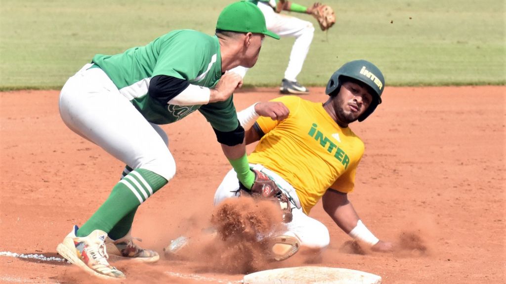  Tigres y Taínos quedan a un partido de enfrentarse por el campeonato en el béisbol 