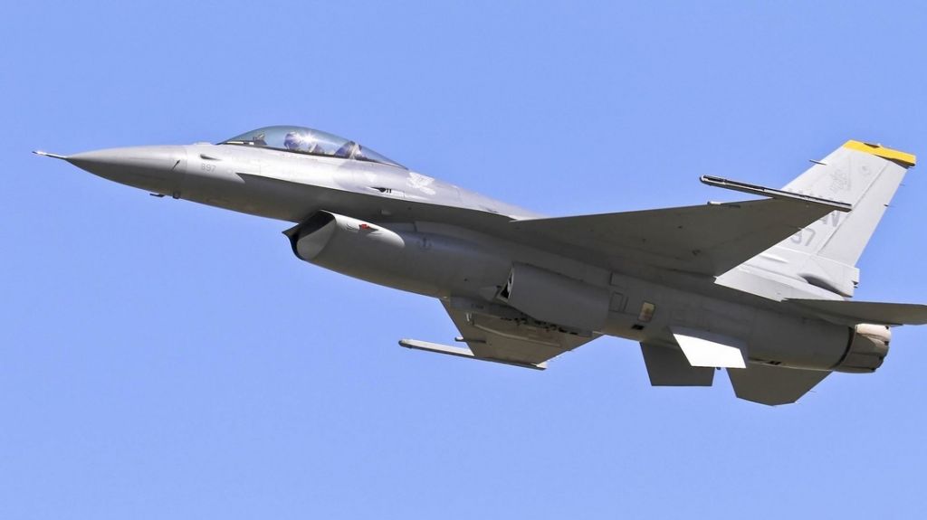  Muere un piloto de la Fuerza A&eacute;rea de EE.UU. al estrellarse un caza F-16 