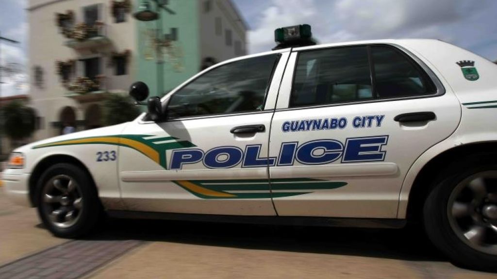  Hombre en Guaynabo alega que 3 enmascarados entraron a su casa y se llevaron las armas de fuego 