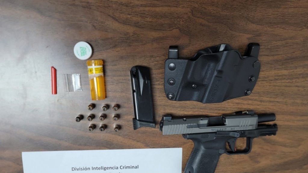  Arrestado con un arma en gasolinera de Aibonito 