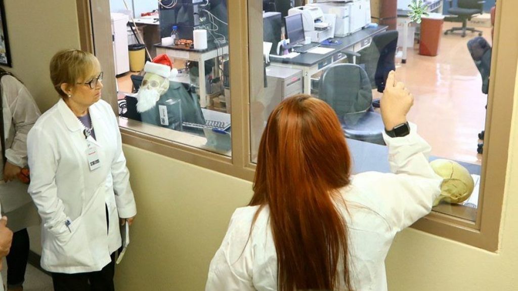  Piden a Ciencias Forenses protocolo para funerarias en casos de muertes por coronavirus 