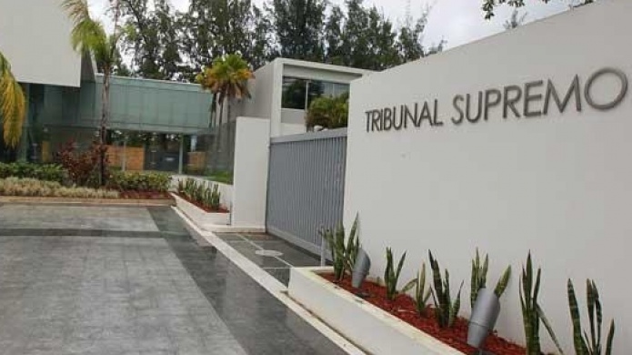 Tribunal Supremo expulsa un juez por realizar comentarios en "Facebook" 