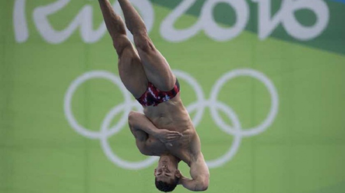  Rafa Quintero gana en las Olimpiadas su entrada a prestigiosa liga de clavados