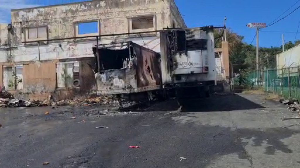  Video: Se incendian 3 vagones en Bayam&oacute;n 