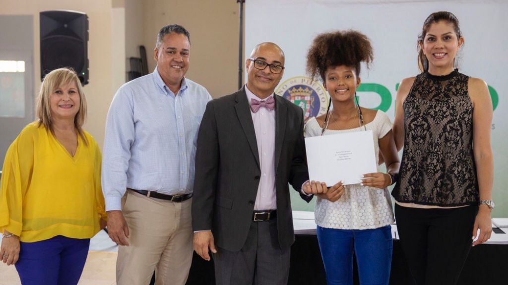  Otorgan becas deportivas para promover el deporte entre estudiantes 