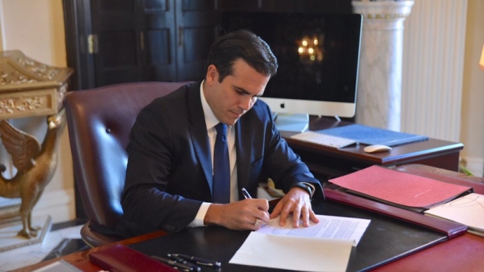 Gobernador crea Autoridad de AsesorÃ­a Financiera y Agencia Fiscal de Puerto Rico