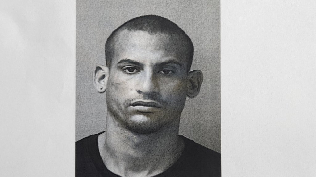  Para la cárcel de Bayamón hombre que agredió a su expareja frente a sus hijos menores 