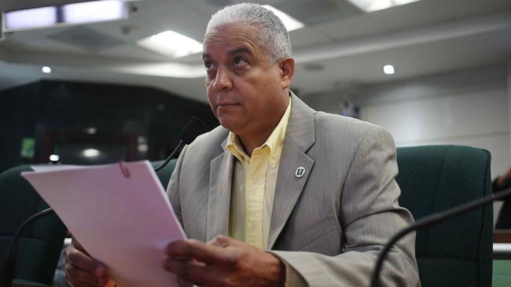  CPT y UIA celebran que se haya colgado la derogaci&oacute;n de la Ley 80 