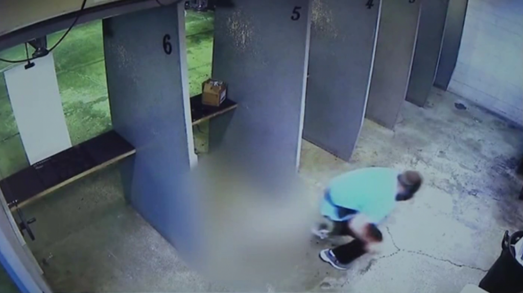  Video: Hombre se dispara accidentalmente en la cara en el campo de tiro 