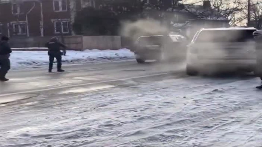  Publican video del momento en que Agente de ICE dispara contra conductora mat&aacute;ndola al momento en Minneapolis 