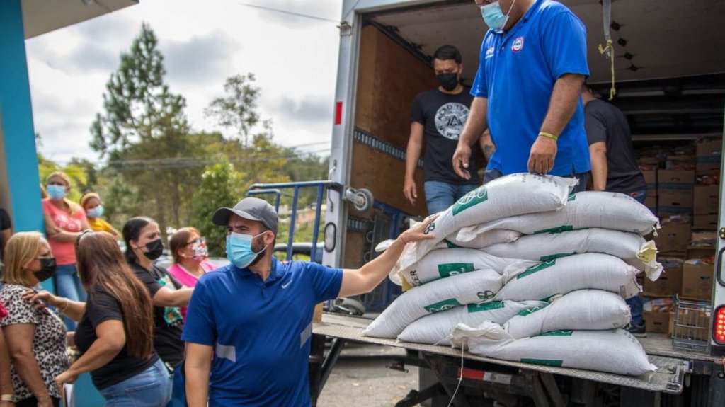  Municipio de Yauco llega al barrio Río Prieto para atender necesidades de sus residentes 