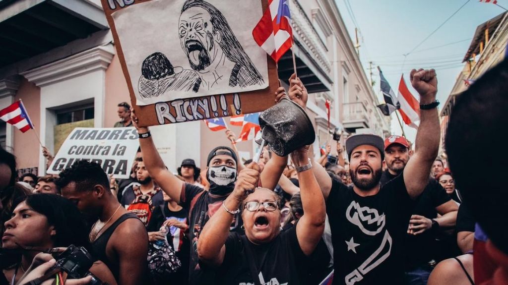  Publicada la carta de renuncia del gobernador 