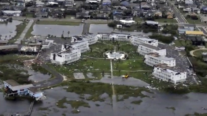 "Inundaciones sin precedentes" obligan a evacuar suburbios de Houston